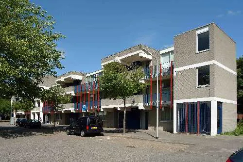 Roland Holstlaan