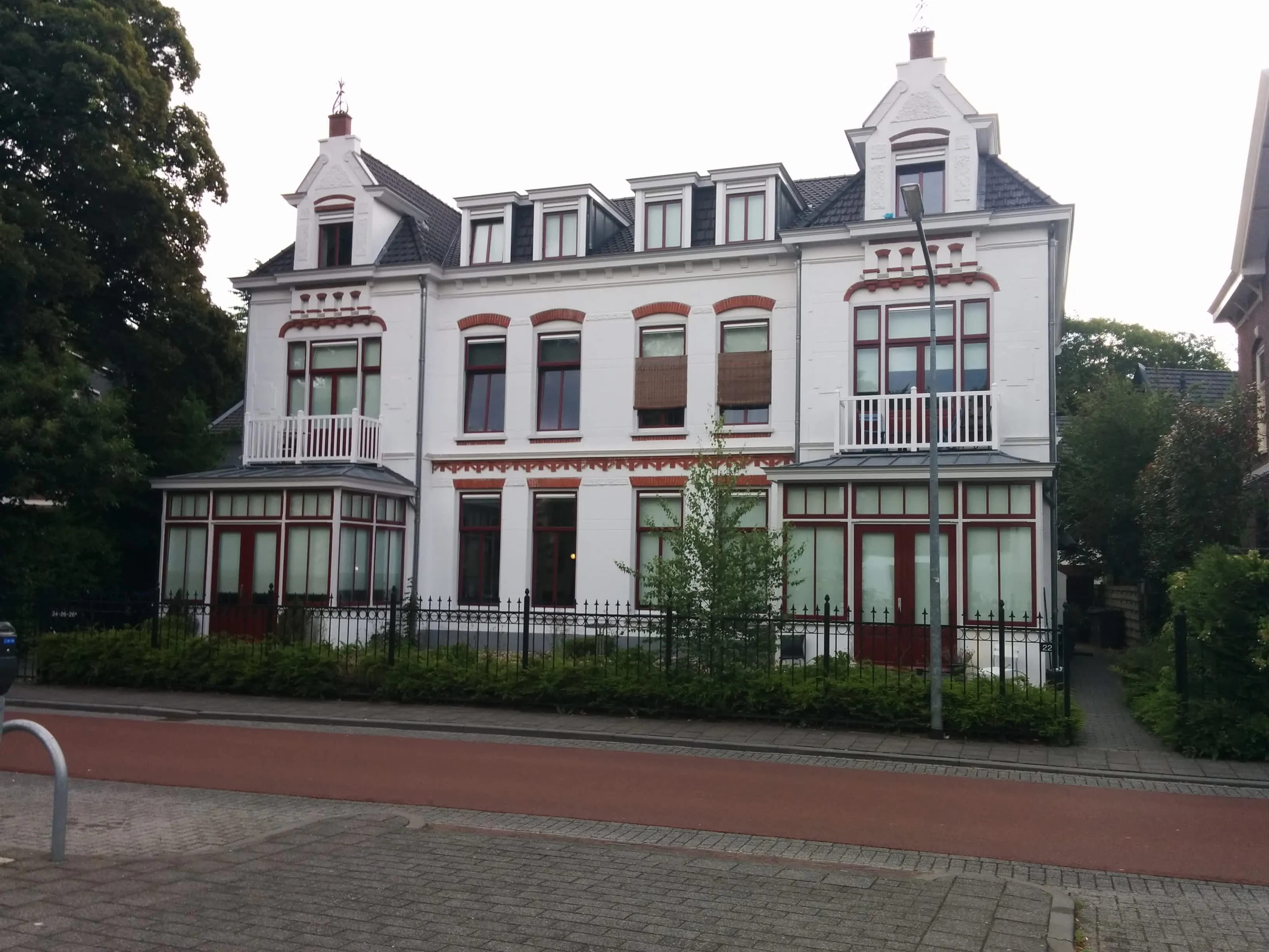 Hoge Naarderweg
