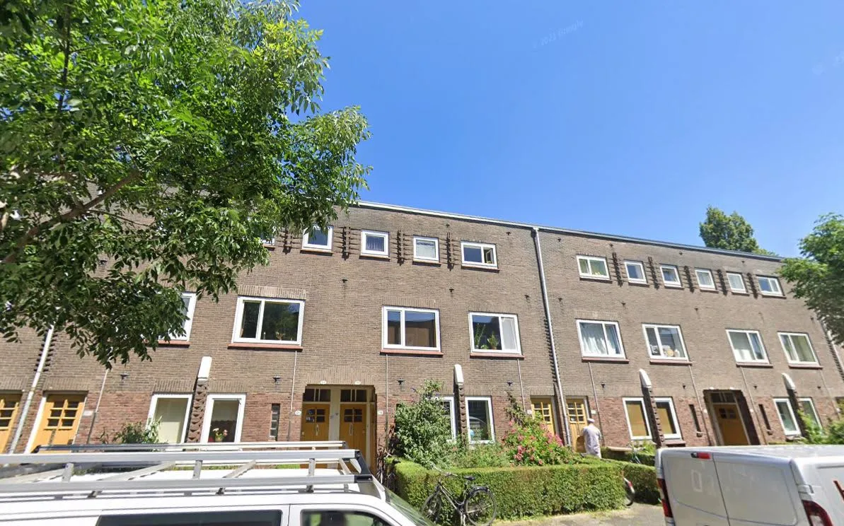 J. Baart de la Faillestraat 19 A 9713JB Groningen