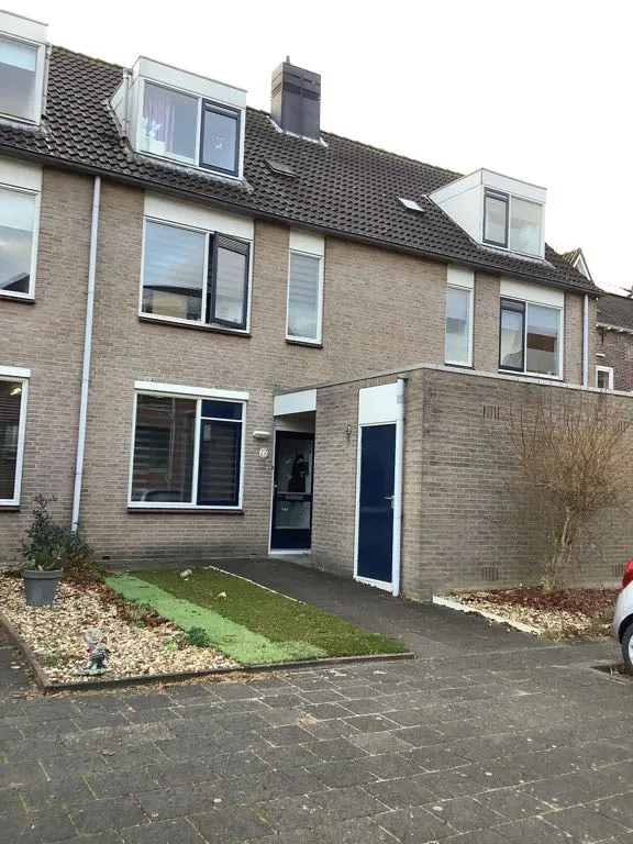 Jan U. Smithof 7 2951GR Alblasserdam