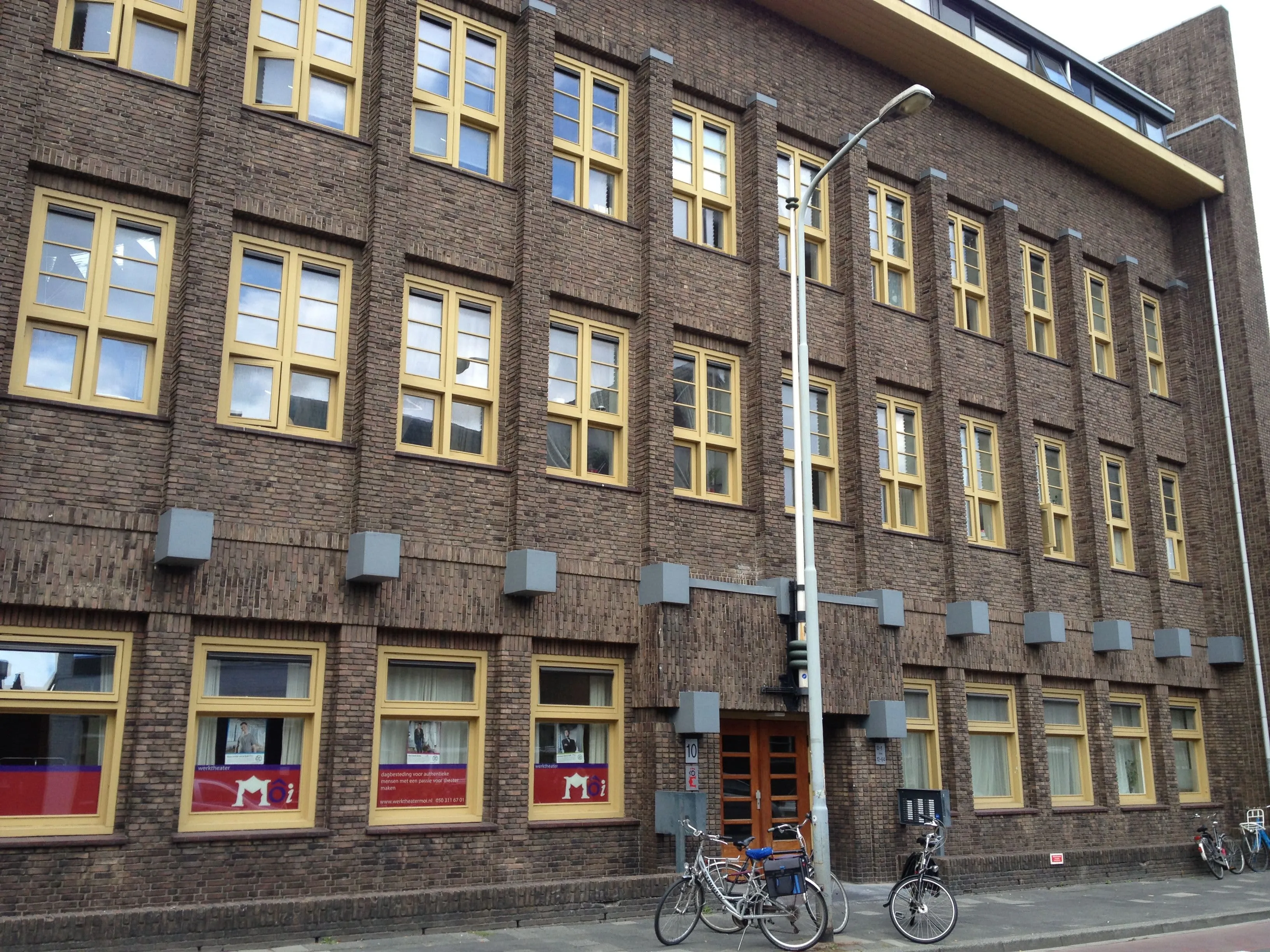 W.A. Scholtenstraat 12 -5 9712KW Groningen