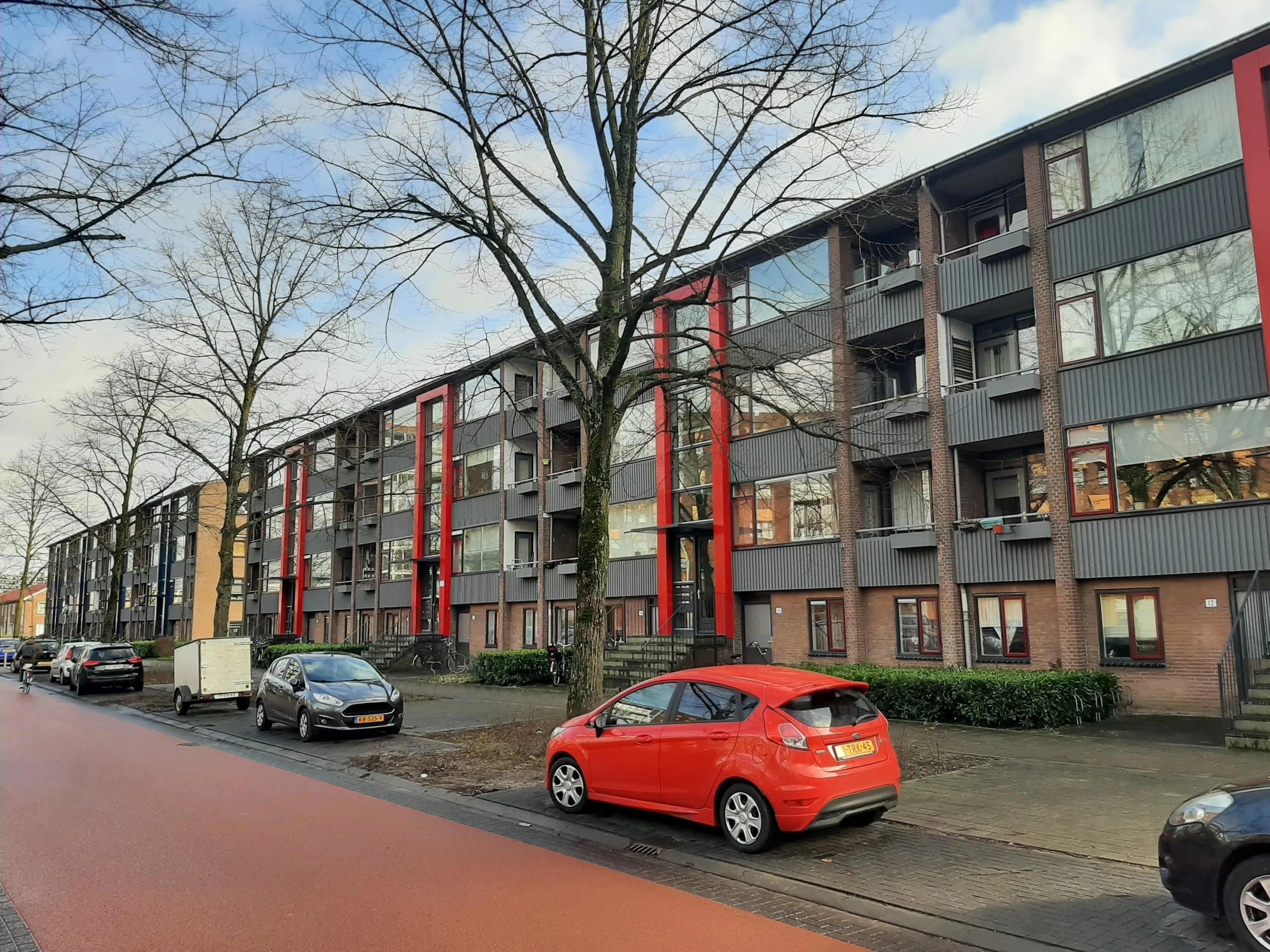 Van Uvenweg