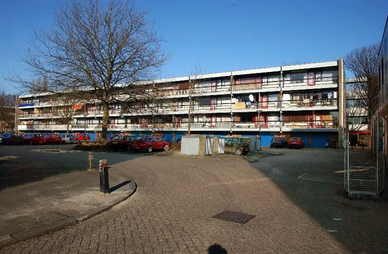 Weegbreestraat