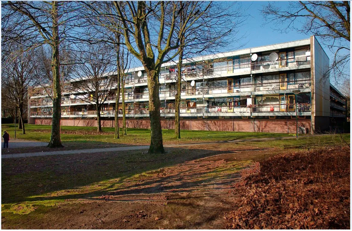Weegbreestraat