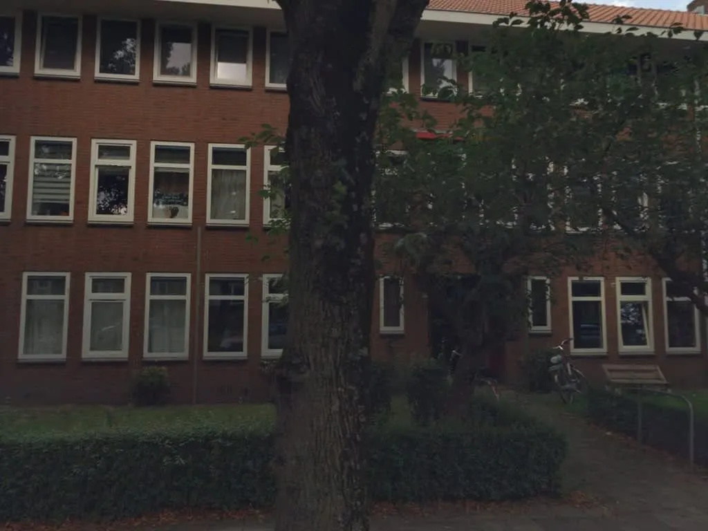 Floresstraat 57 a 9715HP Groningen