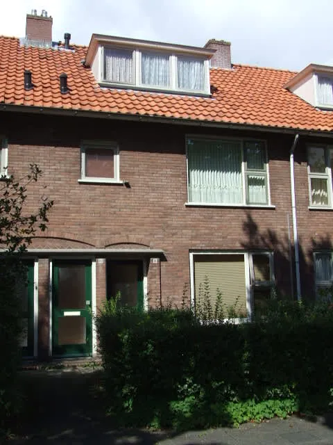 Van Uvenweg
