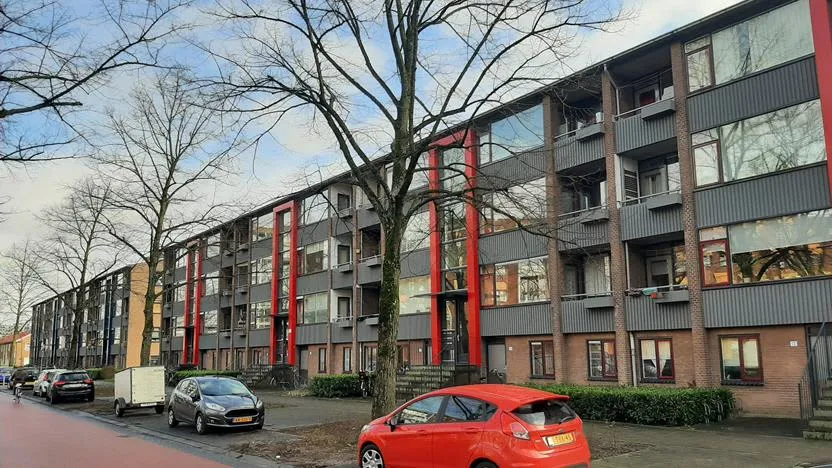 Van Uvenweg