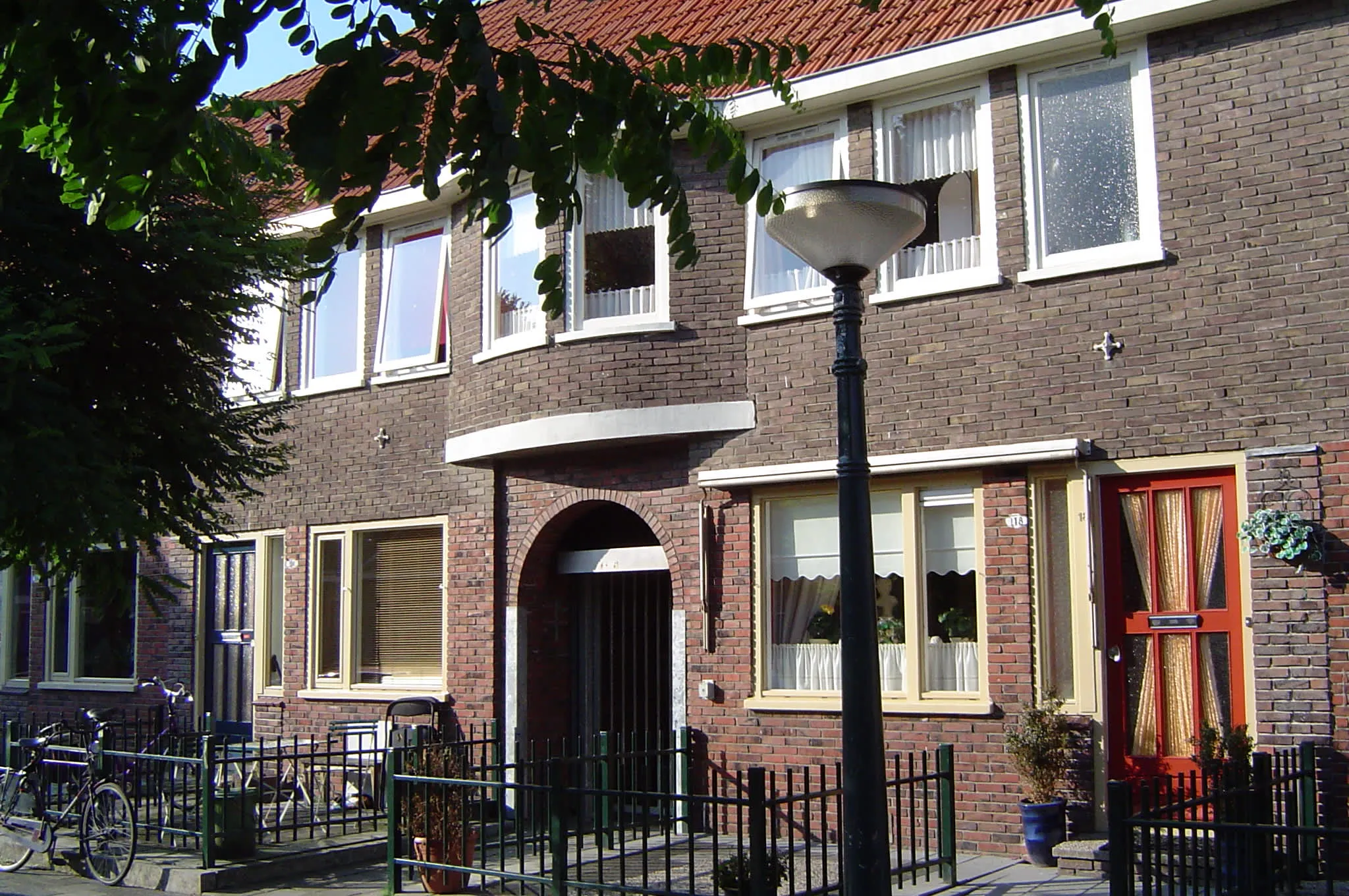 Kamperfoeliestraat