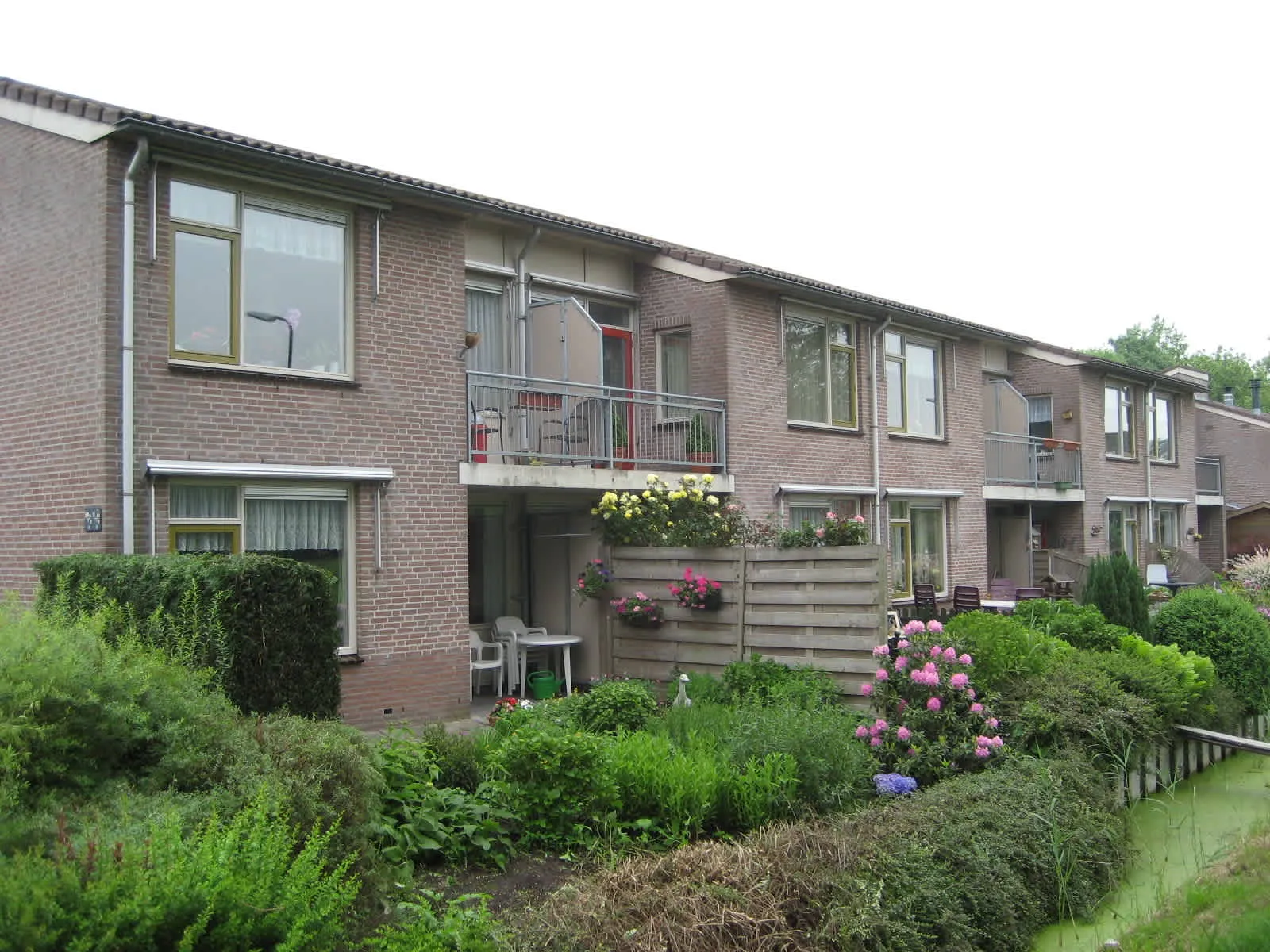 Strick van Linschotenstraat
