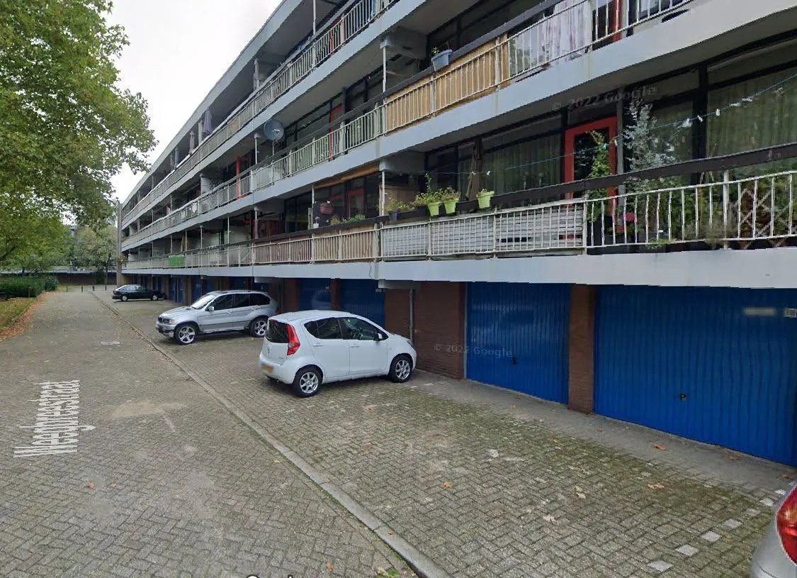 Weegbreestraat