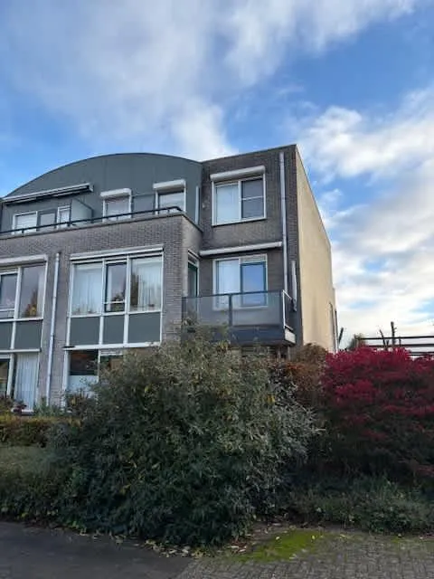 Past. Bronsgeeststraat