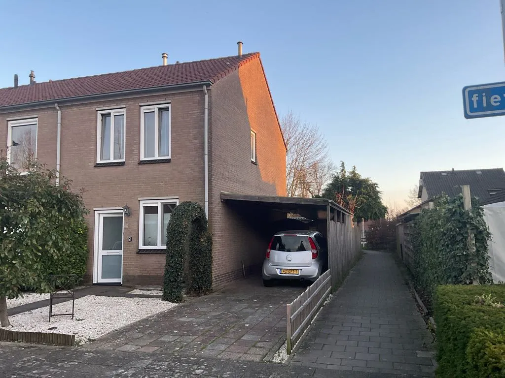 De Merel 8 5328GA Rossum