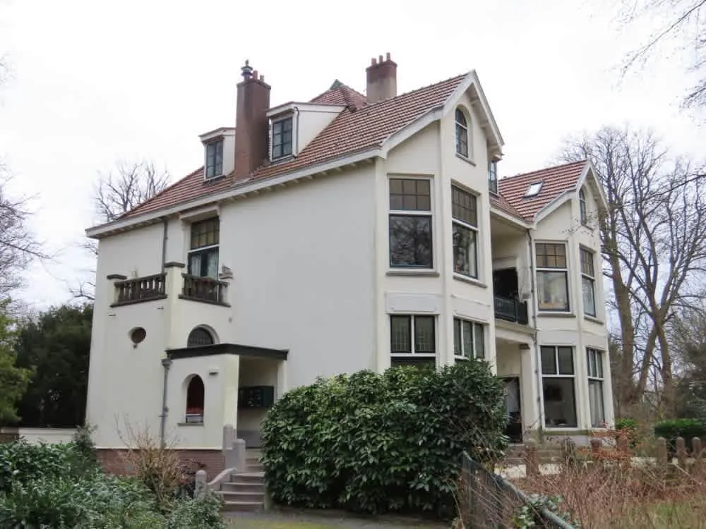 Bloemendaalseweg 187 J 2051GA Overveen