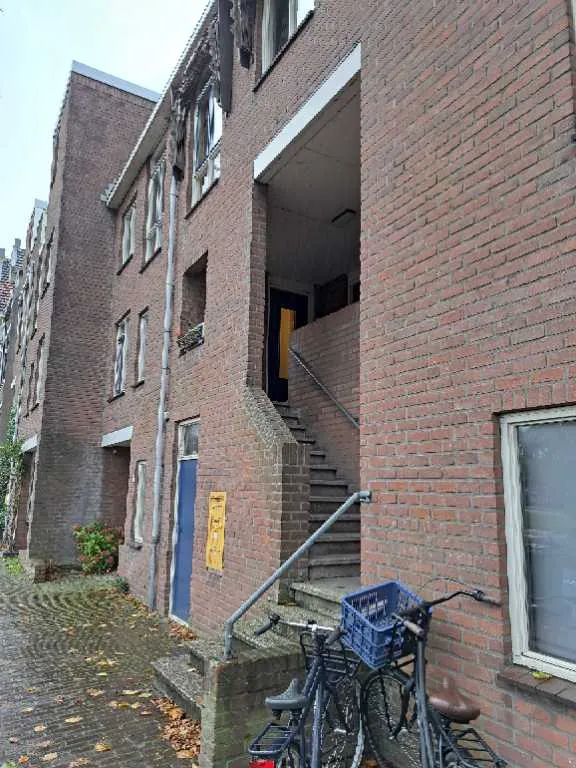 Kinderhuisvest