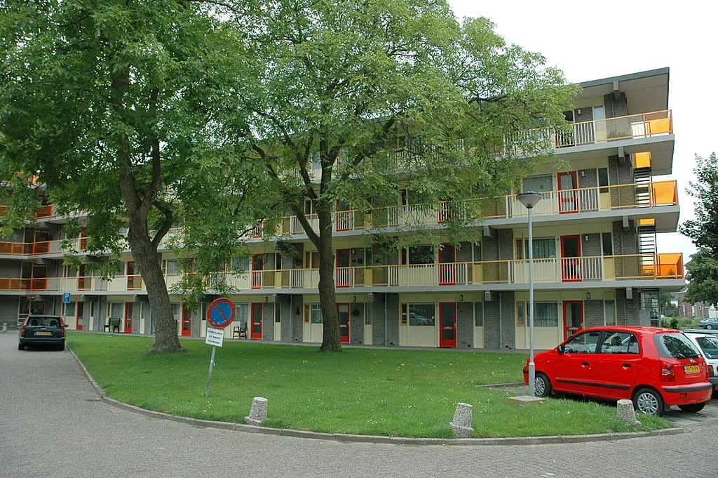 W. de Vries Robbeweg 236 4206AP Gorinchem