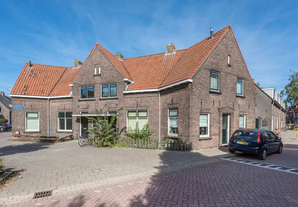 Mr. D.J. van Heusdestraat