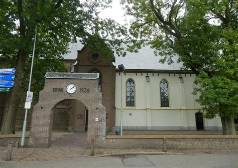 Kerk-Avezaath