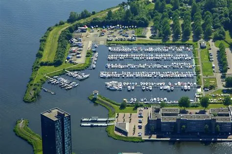 De Grienden (Almere Haven)