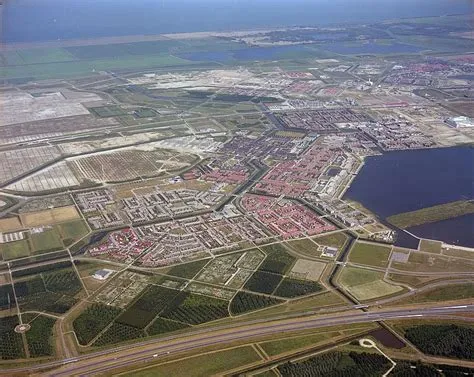 Stedenwijk (Almere Stad)