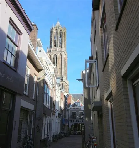 Lange Elisabethstraat, Mariaplaats en omgeving