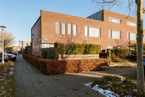Tussen de Vaarten Z.- Zuidwest