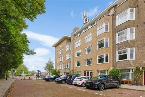 Van Tuyllbuurt