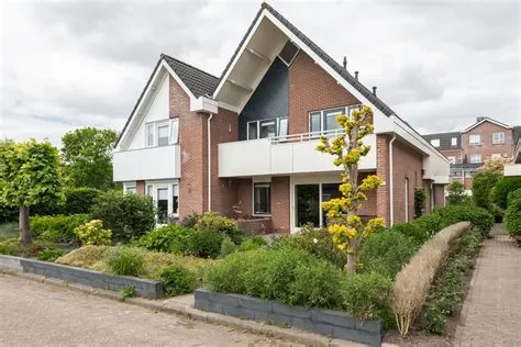 Almkerk oost