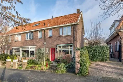 Burgemeester Doornplein en omgeving